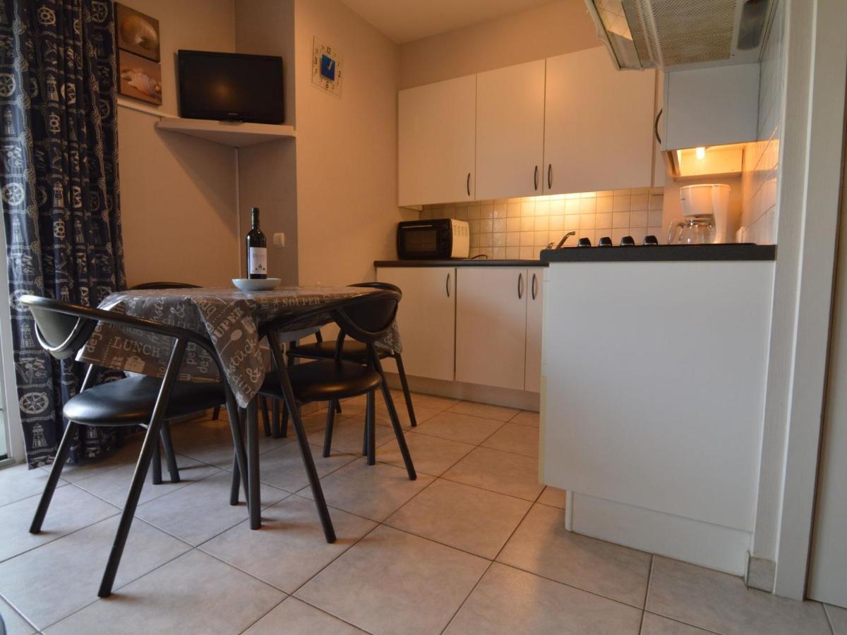 Lovely Apartment Near The Sea Bredene Exteriör bild