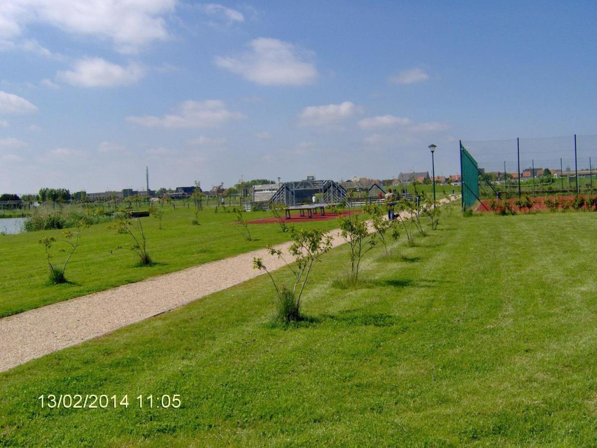 Lovely Apartment Near The Sea Bredene Exteriör bild